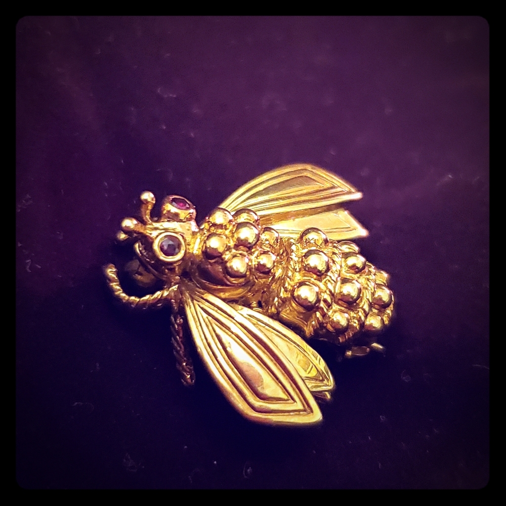 Tiffany & Co 18k Gold and Ruby Bee Pin Brooch